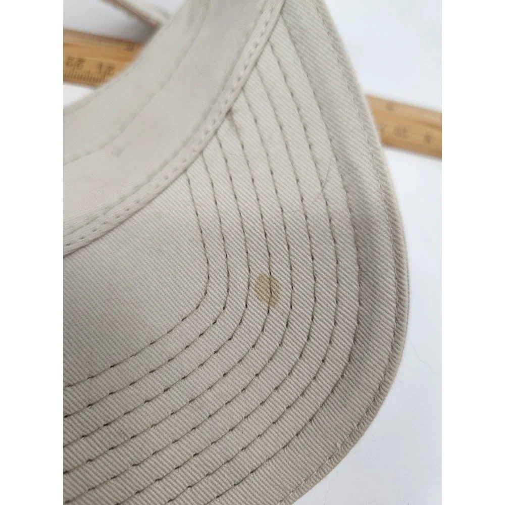 Cabel'a‎ sun visor - like new